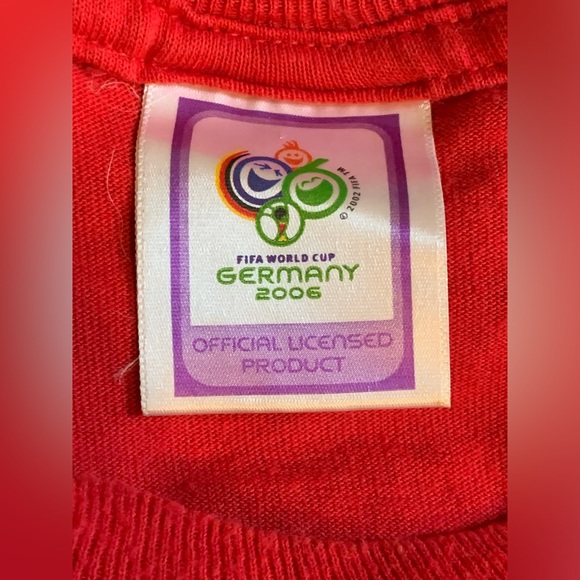 England 2006 FIFA World Cup Red L T Shirt - Picture 3 of 6